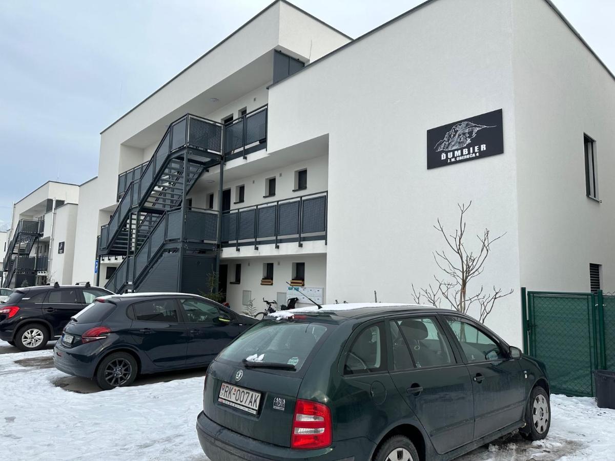 דירות Liptovský Mikuláš Apartman Dumbier Wellness מראה חיצוני תמונה